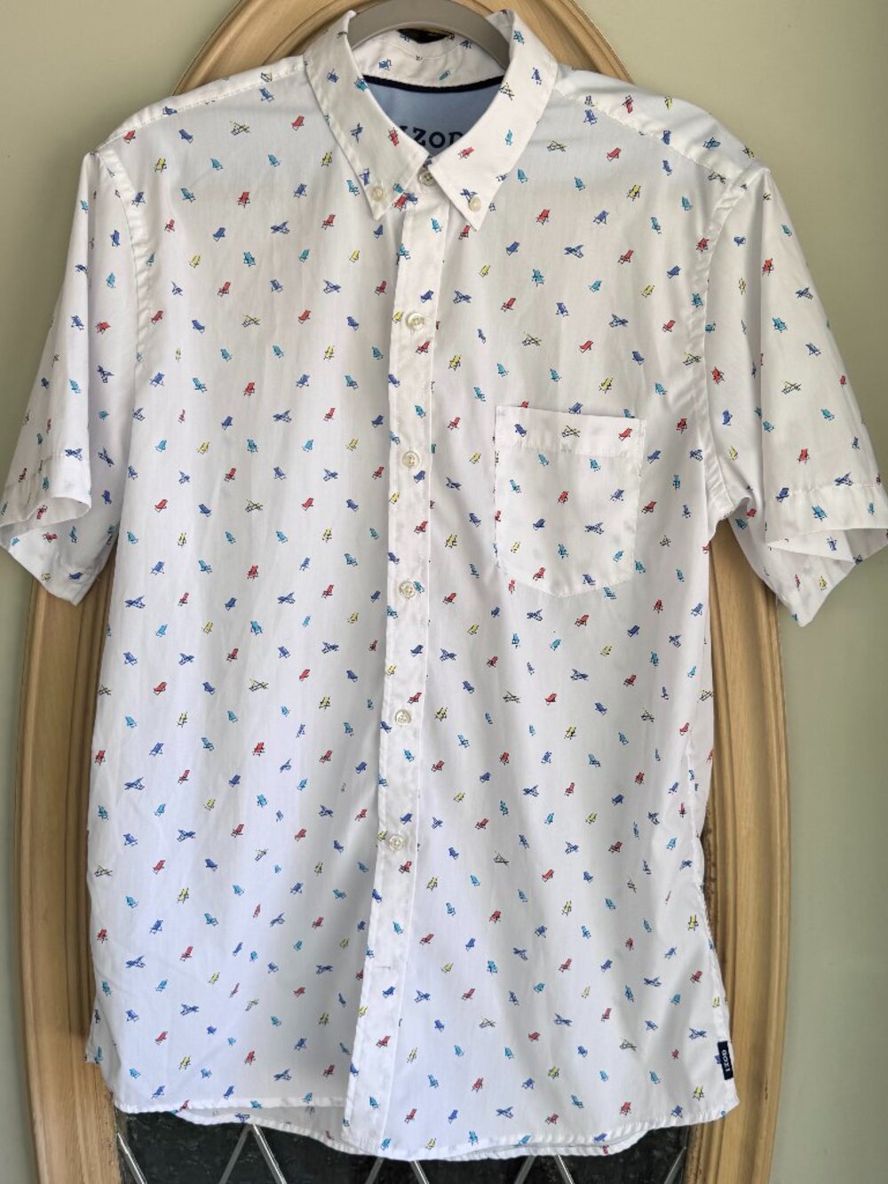Izod Men's Beach Chair Shirt